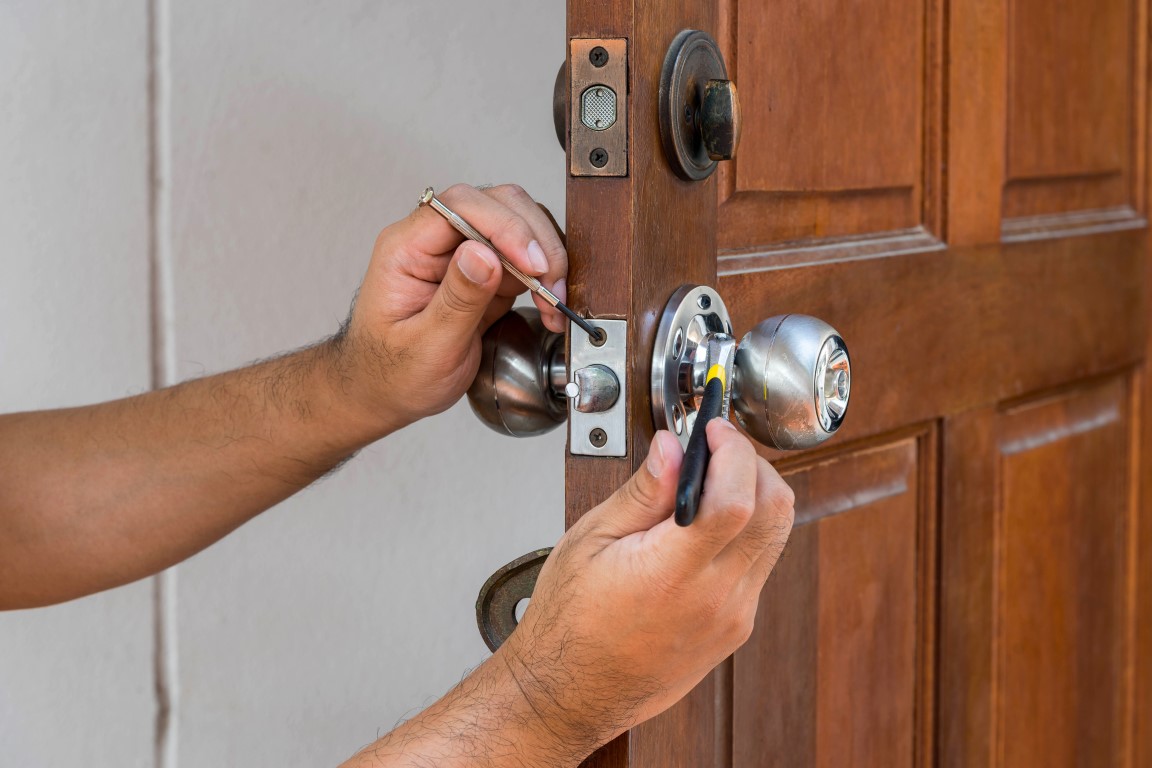 Emergency-Locksmith-Services-Toronto
